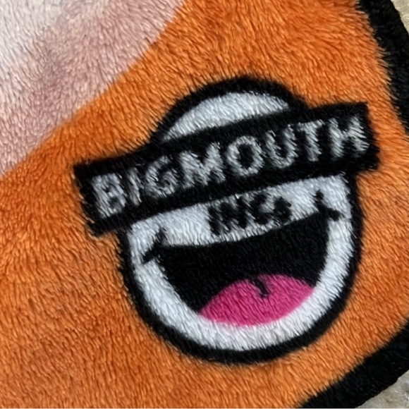 BigMouth Inc. S’mores Blanket - 5 foot Super Soft Fuzzy Throw Blanket - Picture 3 of 8